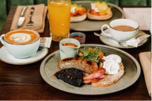 A hearty cooked breakfast at The Ashford Arms